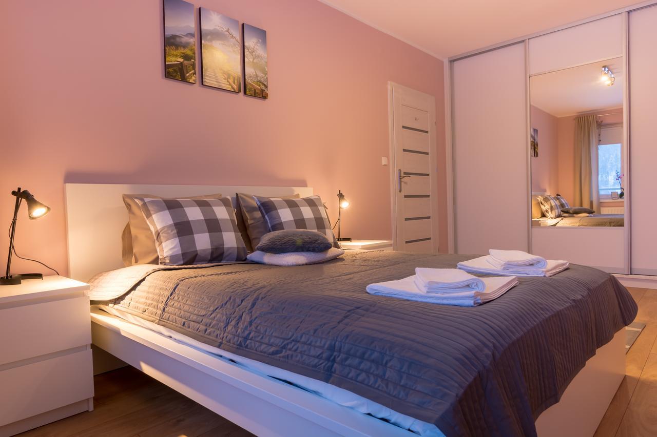 Apartament Sloneczny Устрики-Долішні Екстер'єр фото